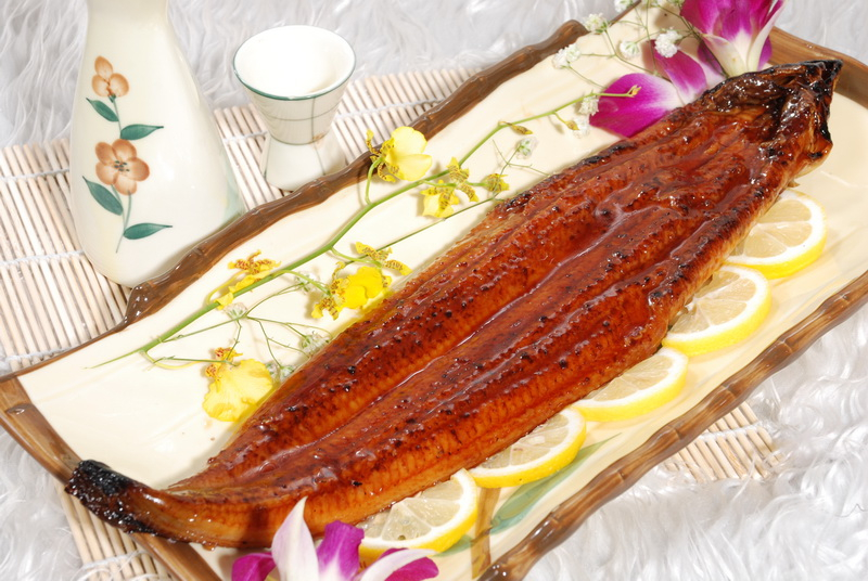 有頭腹開(kāi)蒲燒鰻魚